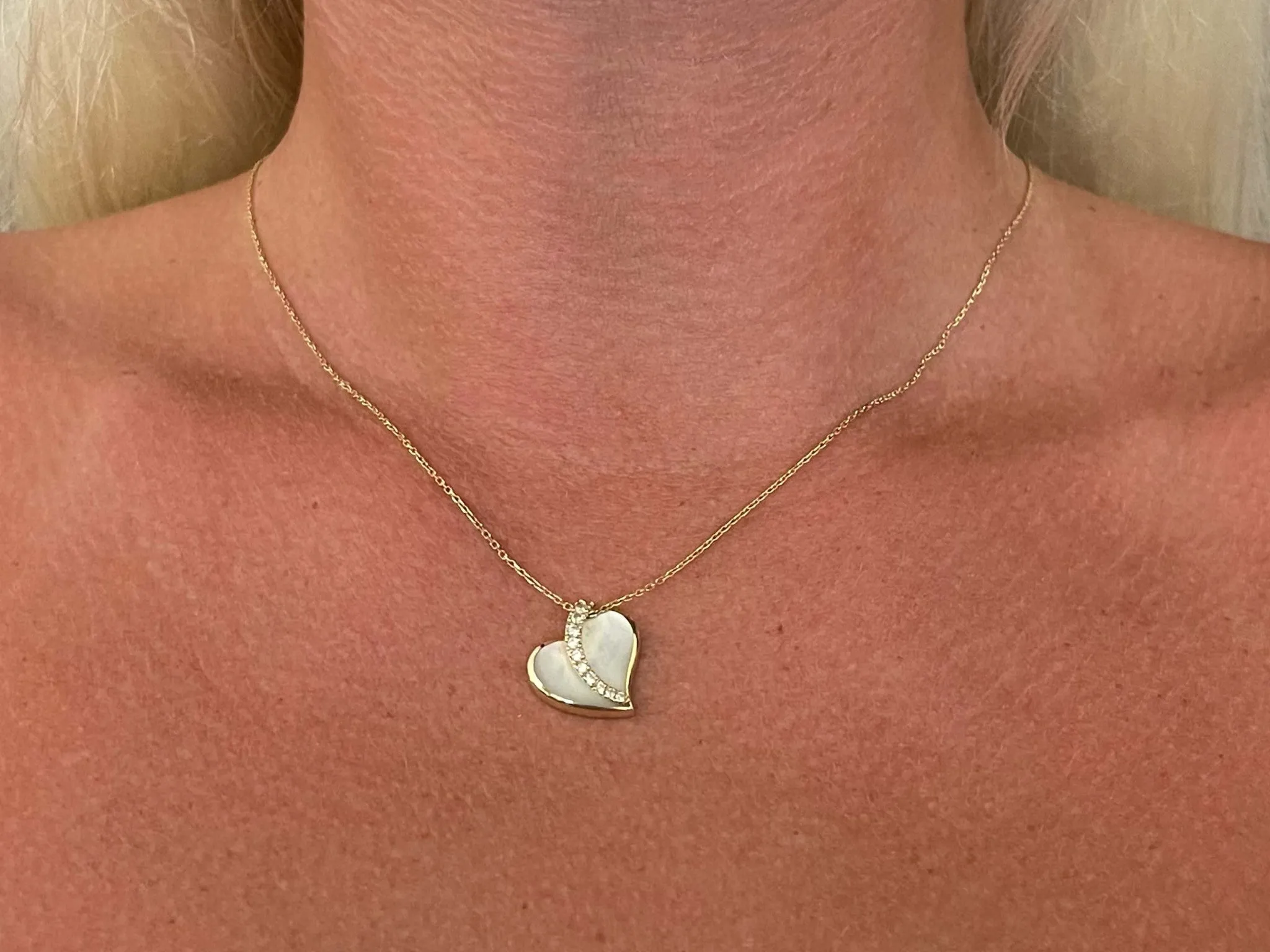 Na Hoku Diamond Heart Necklace in 14k Yellow Gold
