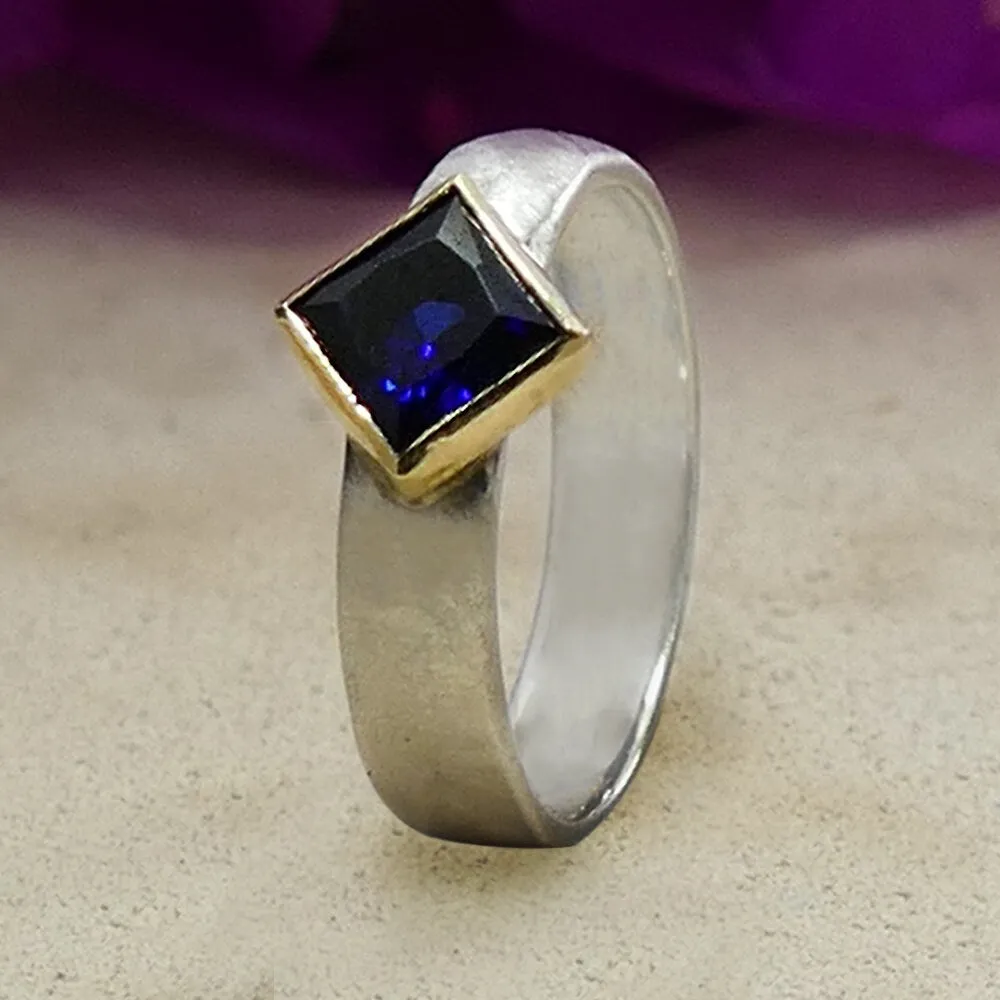 Natural Blue Sapphire Gemstone Mixed Metal Solid 9k Yellow Gold & 925 Sterling Silver Solitaire Ring Gemstone ring Statement Ring