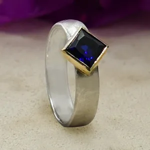 Natural Blue Sapphire Gemstone Mixed Metal Solid 9k Yellow Gold & 925 Sterling Silver Solitaire Ring Gemstone ring Statement Ring