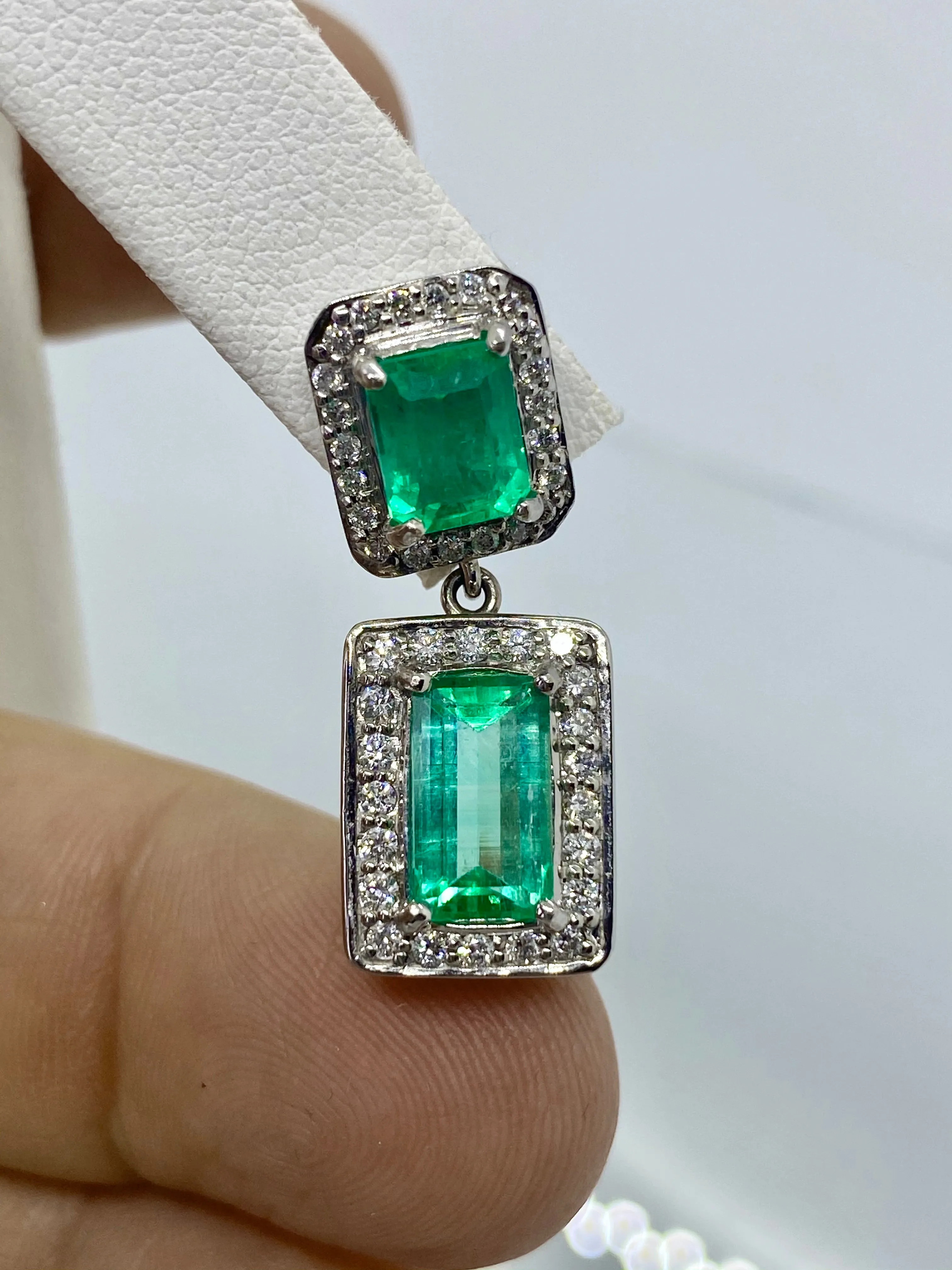 Natural Colombian Emerald and Diamond Drop Earrings 18 Karat