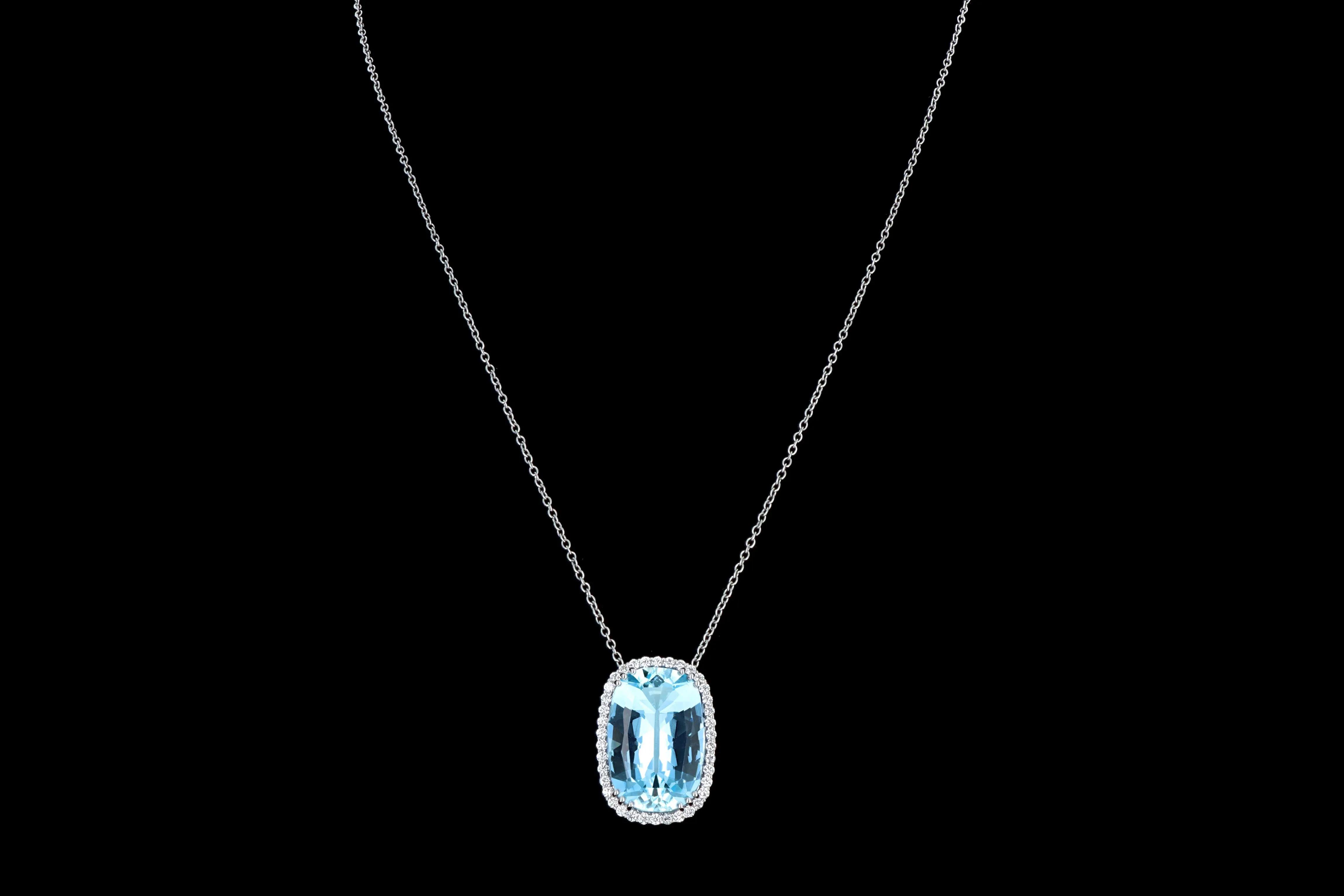New Platinum 21 Carat Santa Maria Blue Aquamarine & Diamond Halo Pendant Necklace