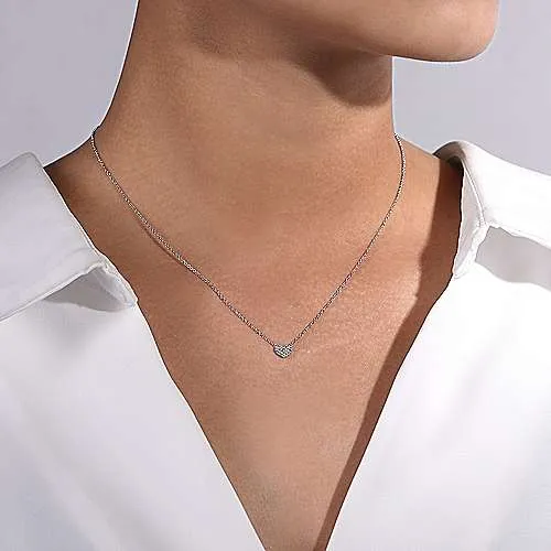 Pavé Diamond Heart Necklace