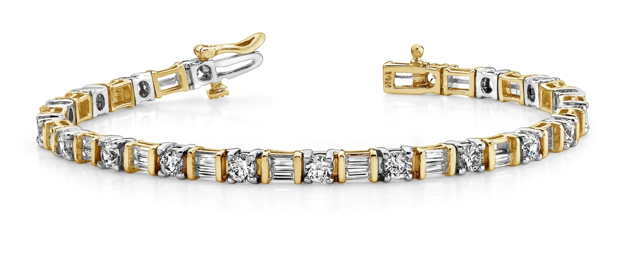 Round And Baguette Diamond Bracelet with 5.51 ct.(finished) 3.5x1.5mm, 3.5mm