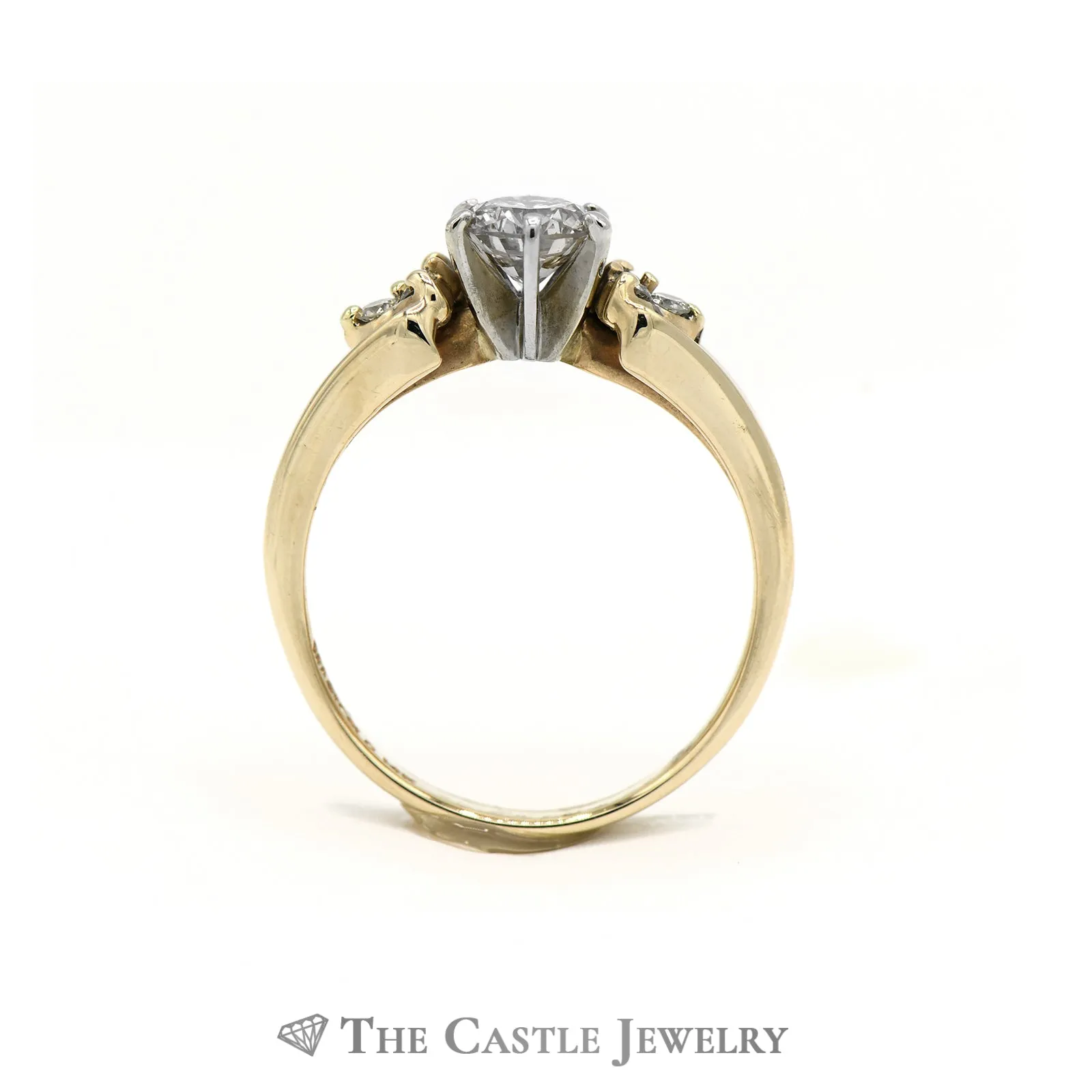 Round Brilliant Cut Diamond Solitaire Ring with Accented Sides