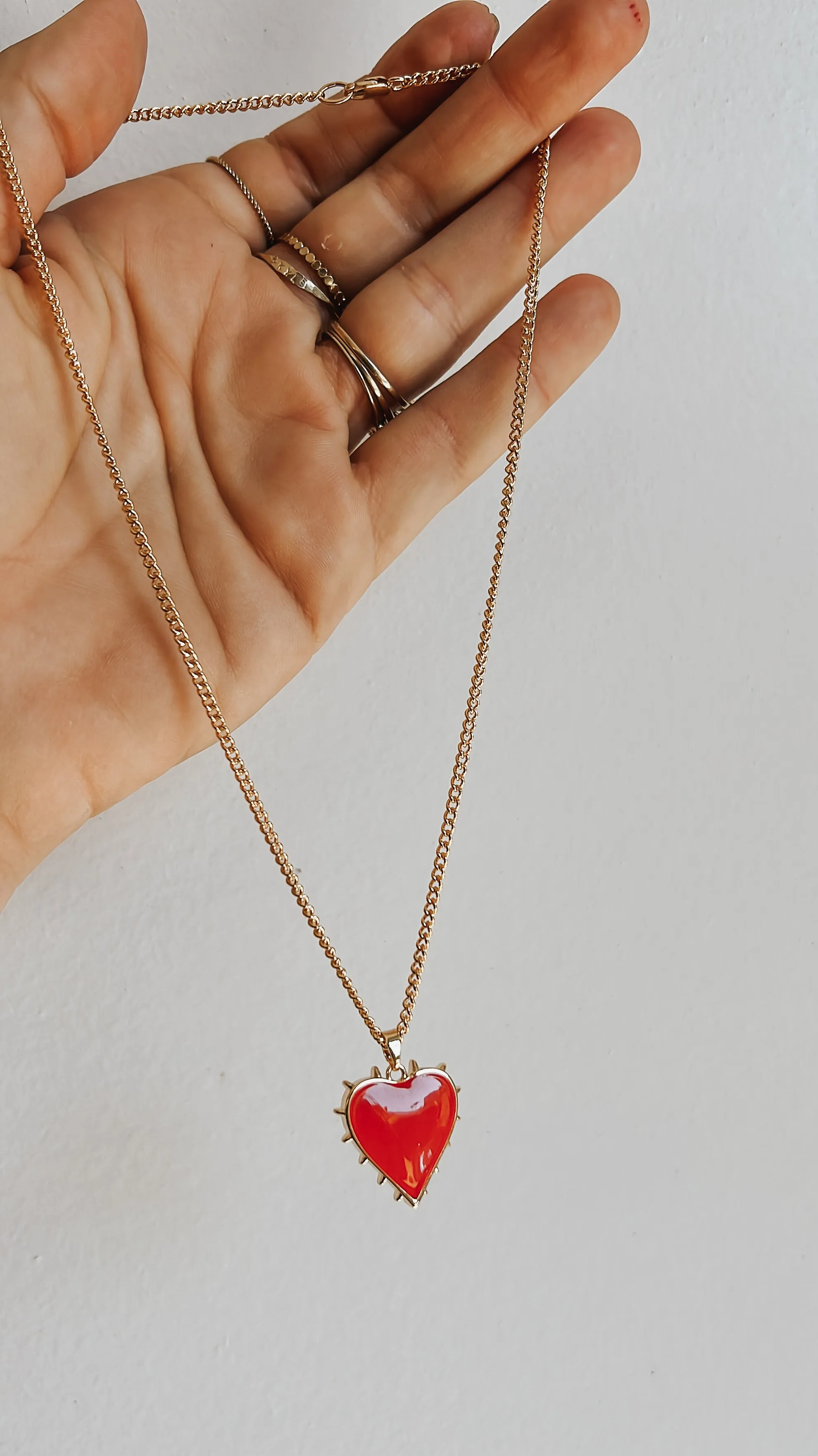RUTH RED HEART