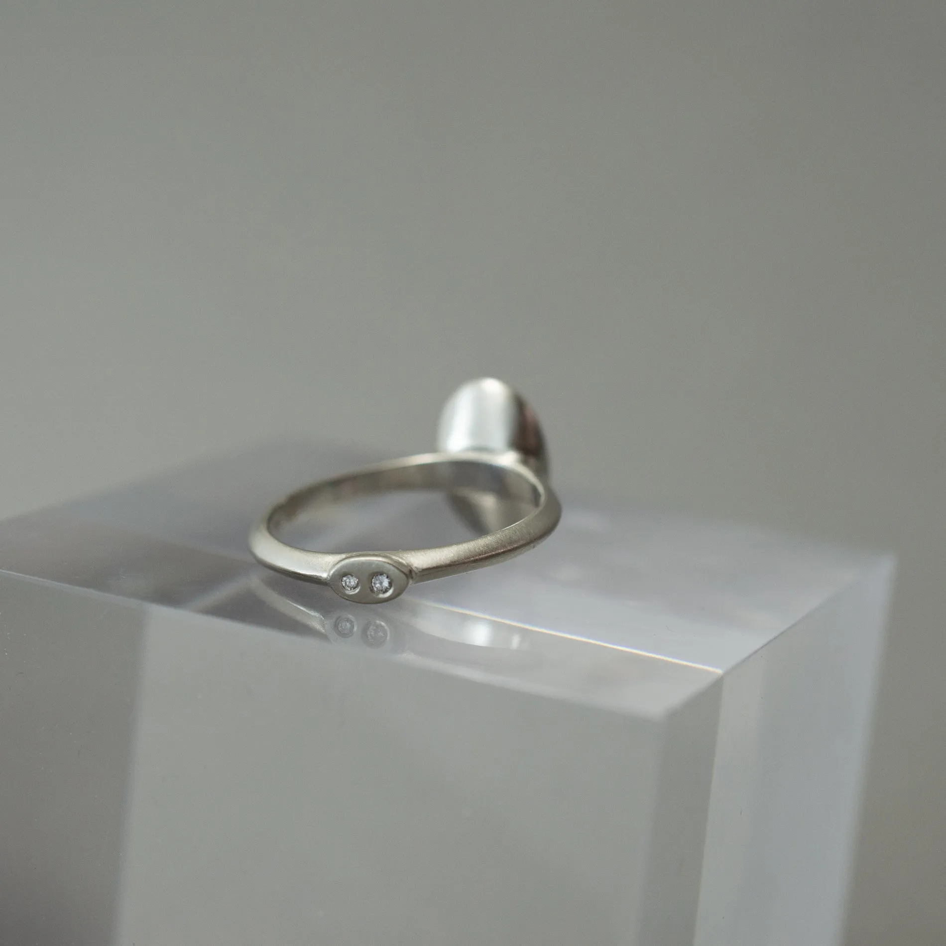 SAPPHIRE AND DIAMOND ORBIT RING