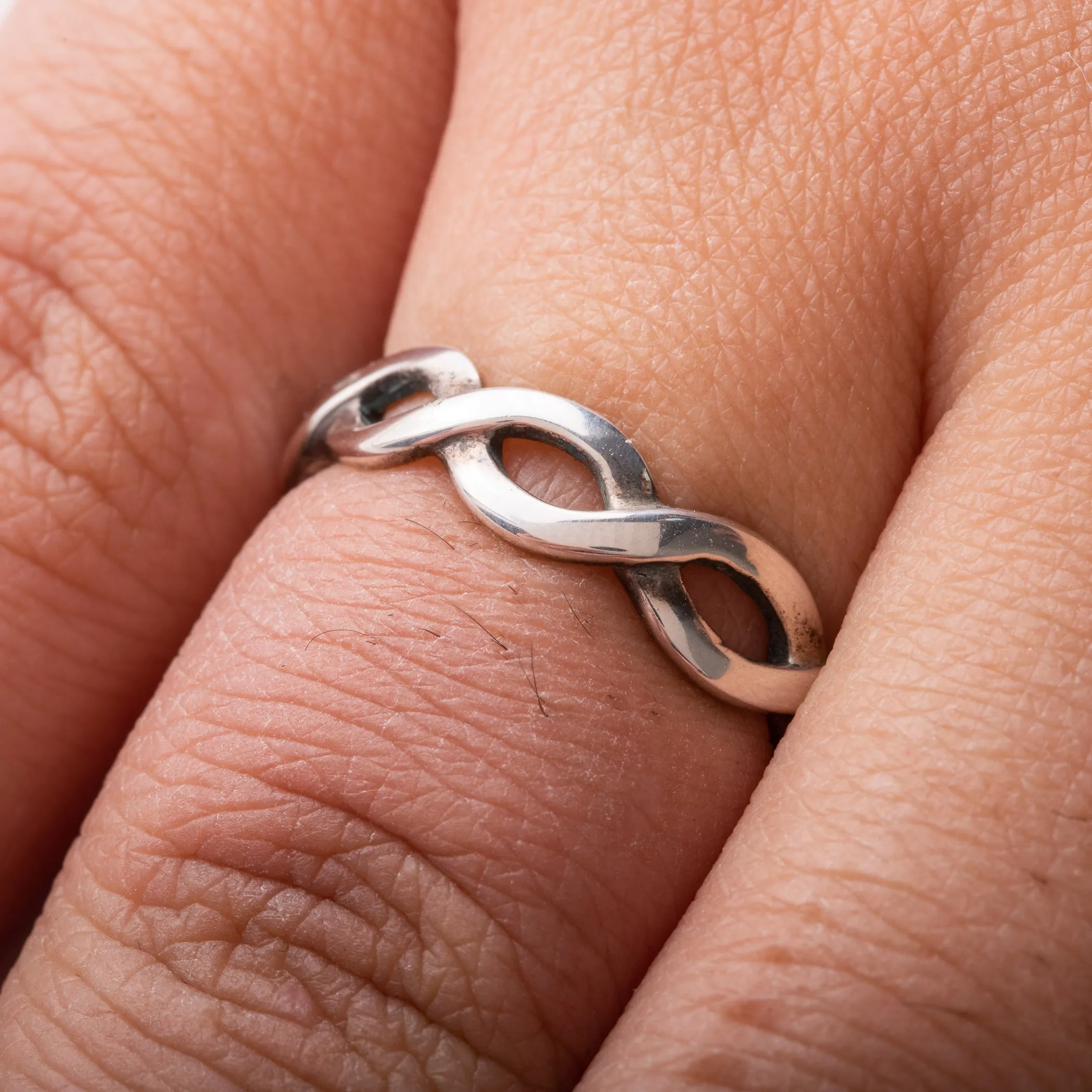 Silver Spiral Twist Ring