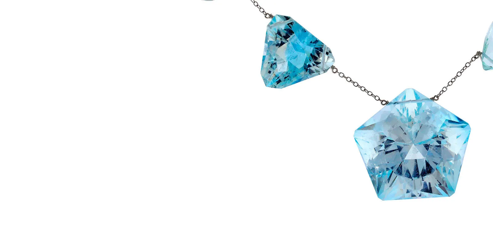 SNOW xi topaz necklace