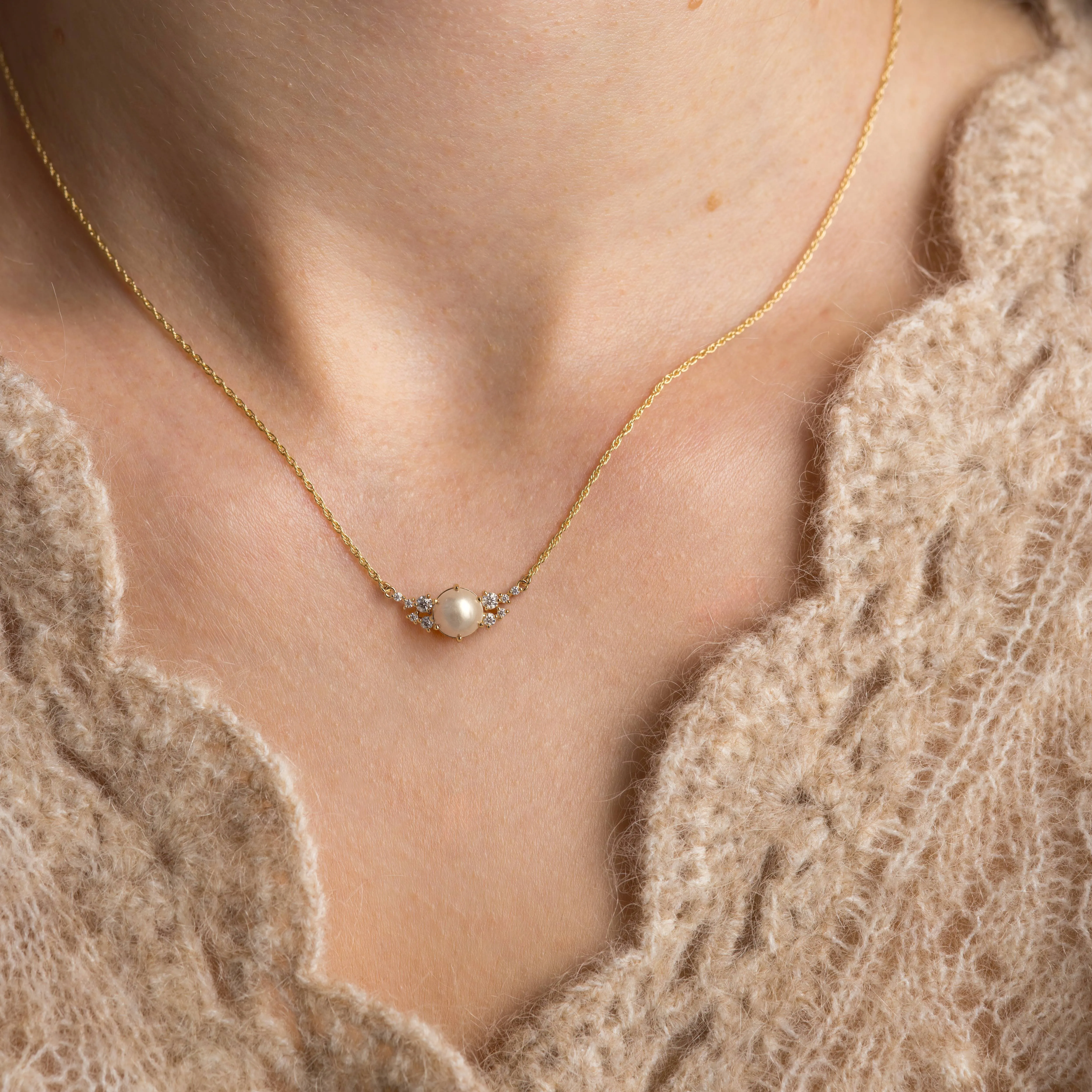 Snowdrift Necklace, Akoya Pearl