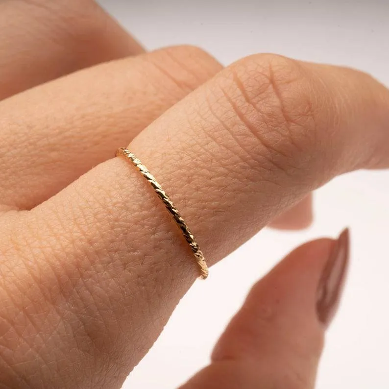 SPARKLE TWIST RING GF