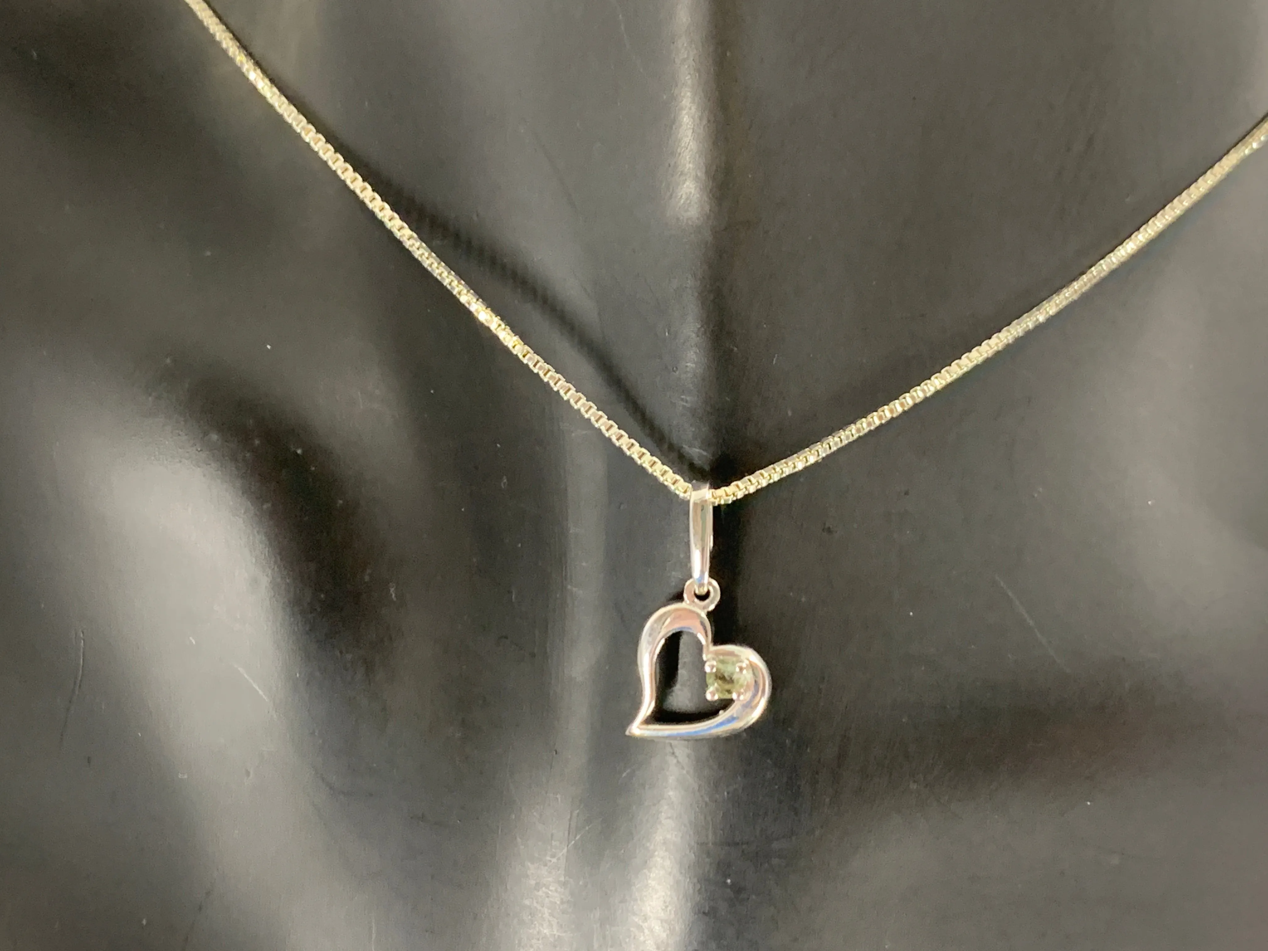 Sterling silver Heart pendant with 3mm round faceted moldavite
