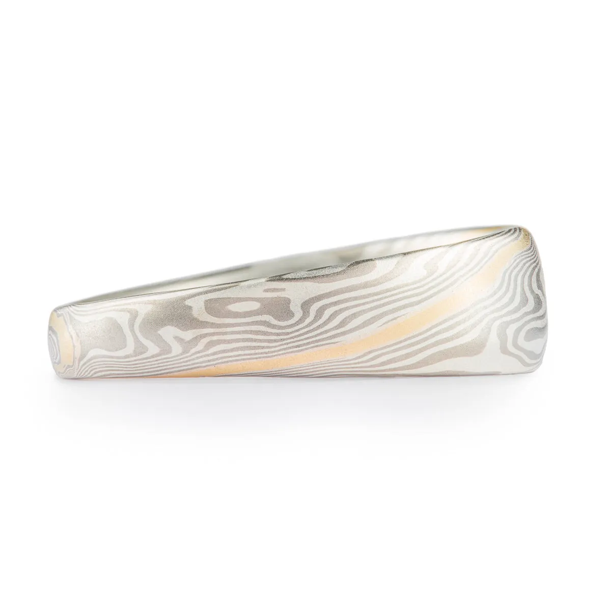 Tapered Twist Pattern Band in Ash Palette with Gold Stratum