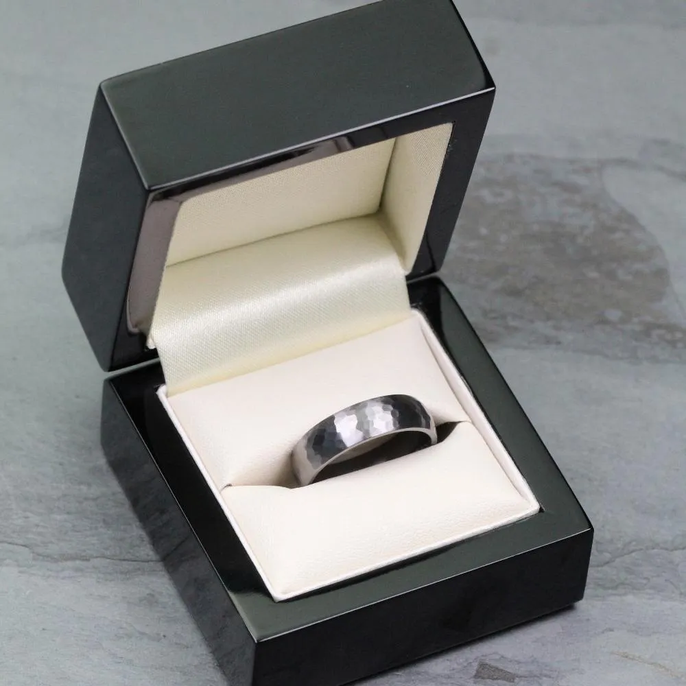 The Asgard - Hammered Tantalum Wedding Ring Band, Free engraving (5 to 6mm)