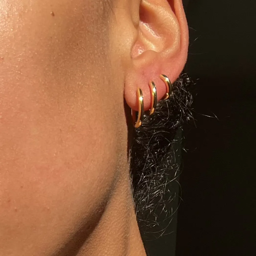 THE BASE HOOP LARGE - 18k gold vermeil