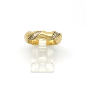 The Ring With a Twist with diamonds