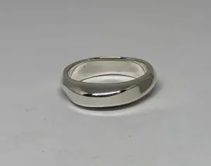 Tiffany & Co Sterling Silver 1999 Twist Dome Band Ring Size 8.25