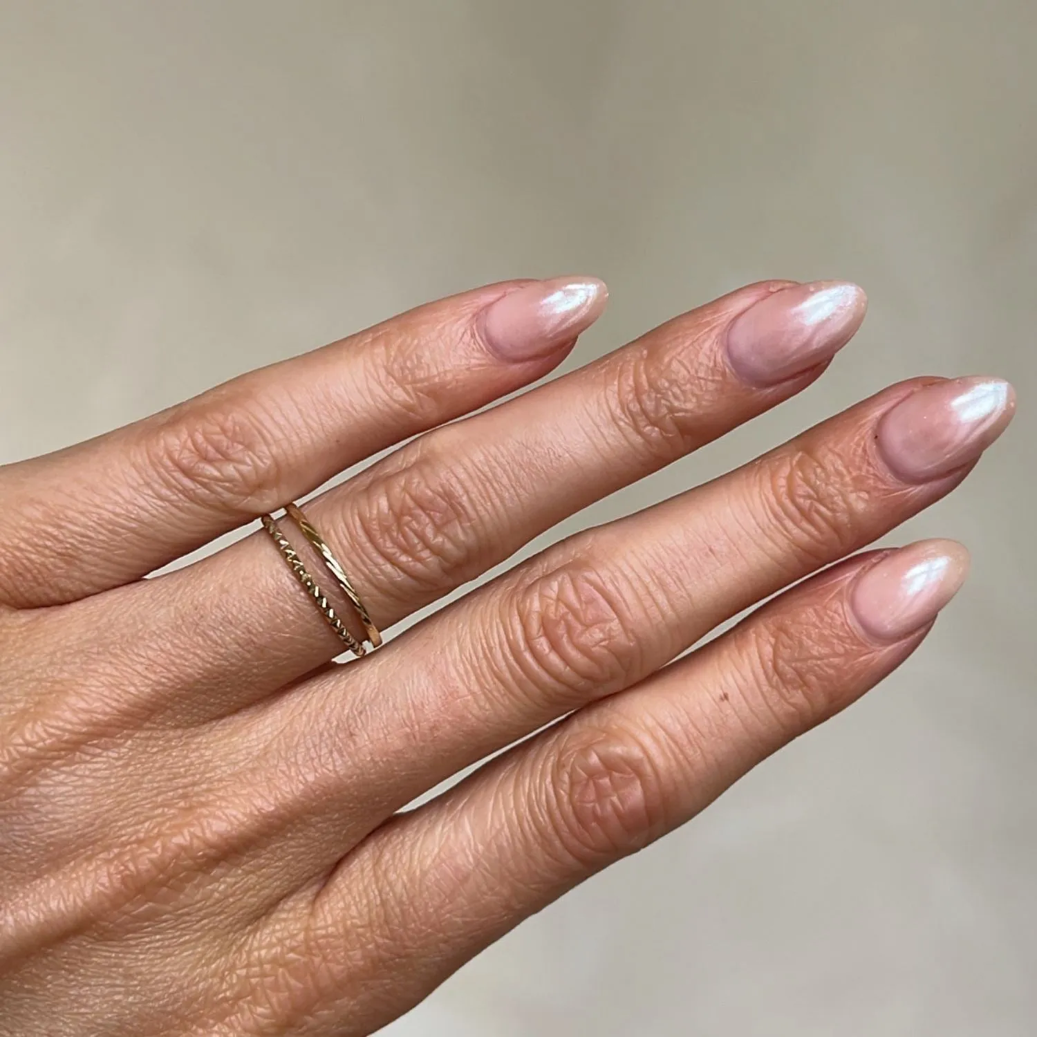Tiny Twist Ring