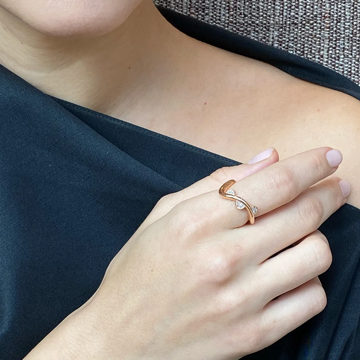 Twist and Half Moon Ring - Diamond