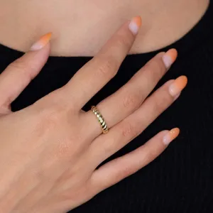 Twist Ring