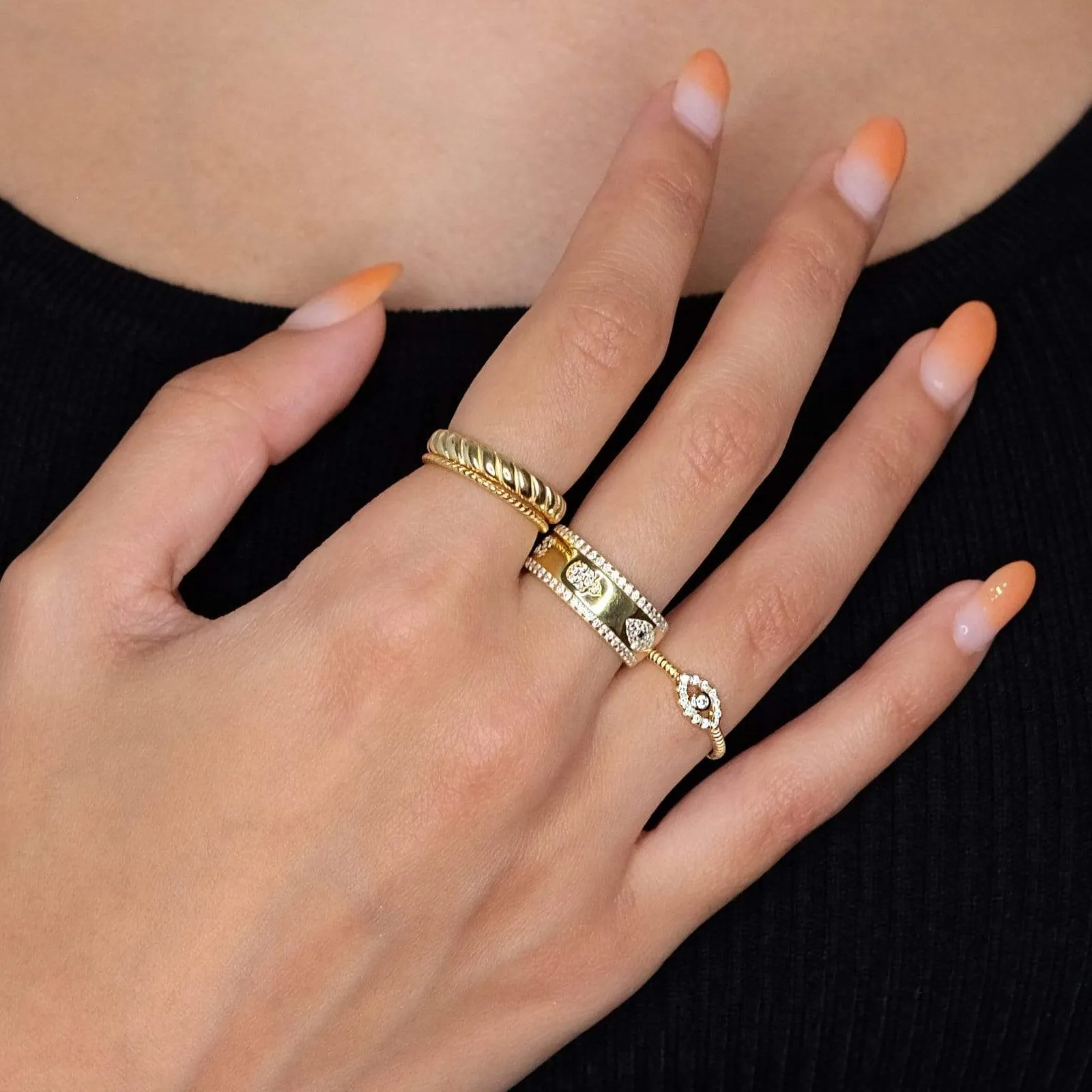Twist Ring