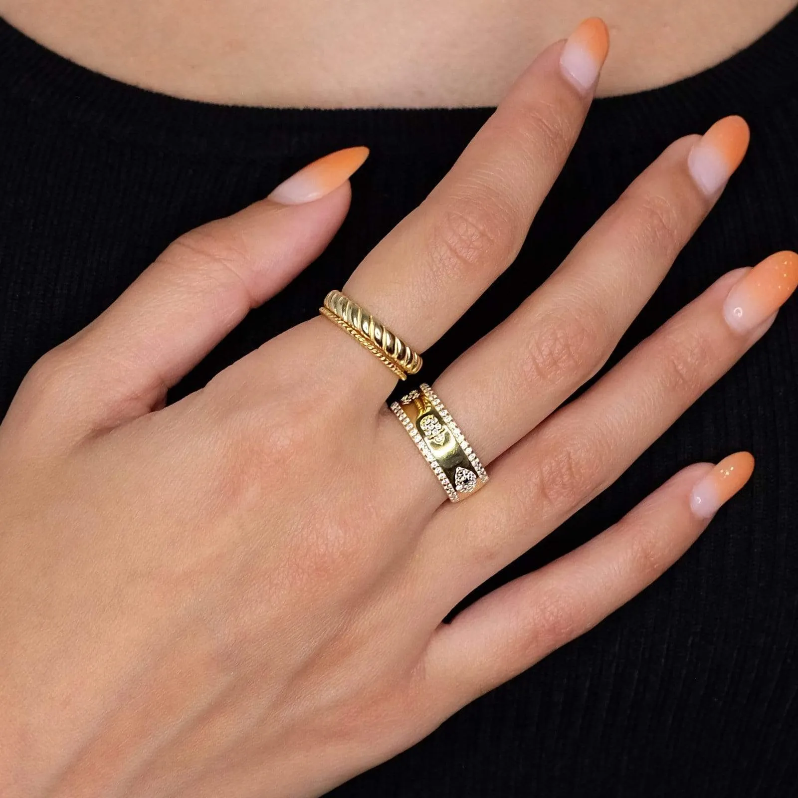Twist Ring