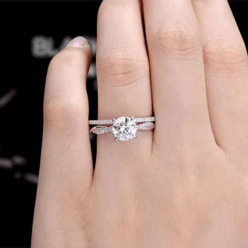 Twist White1.0ct Round Cut Wedding Set