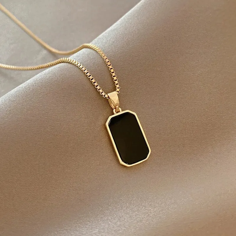 Unique Double Layer Black Love Heart Neckaces Women Exquisite Light Luxury Zircon Necklace Jewelry Party Gifts