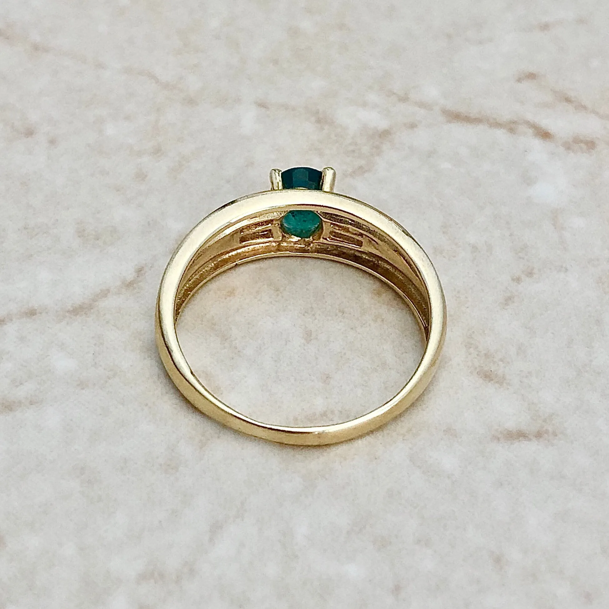 Vintage 18 Karat Yellow Gold Natural Emerald & Diamond Ring