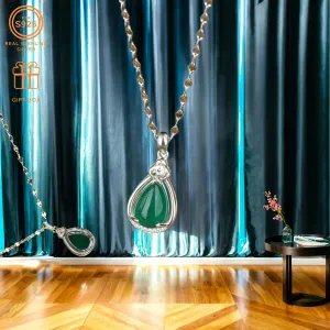 Vintage Style Silvery Teardrop Necklace with CZ Platinum Plated