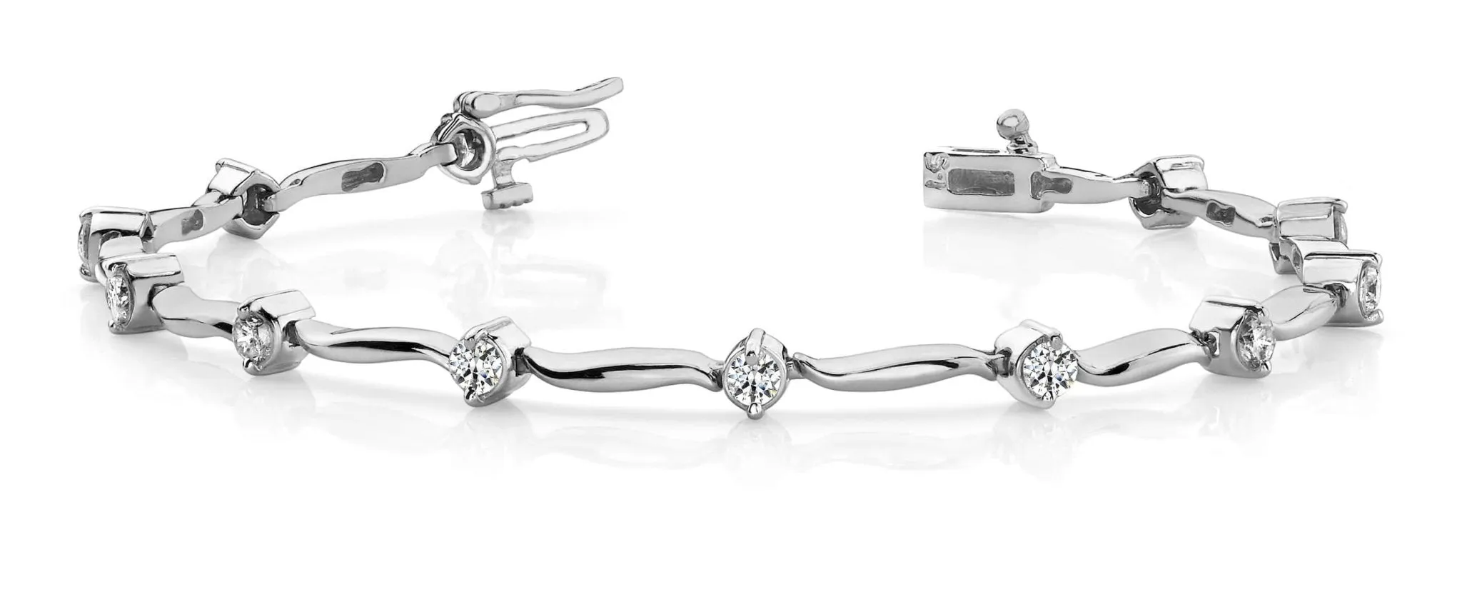 Wavy Link Lab-Grown Diamond Bracelet with 1.50 ct.(finished) 3.25mm
